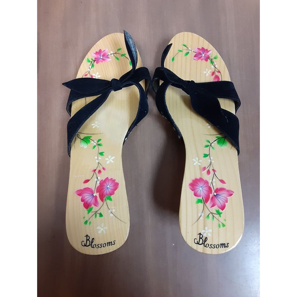 Black Floral-Print Women's Slide Sandals
